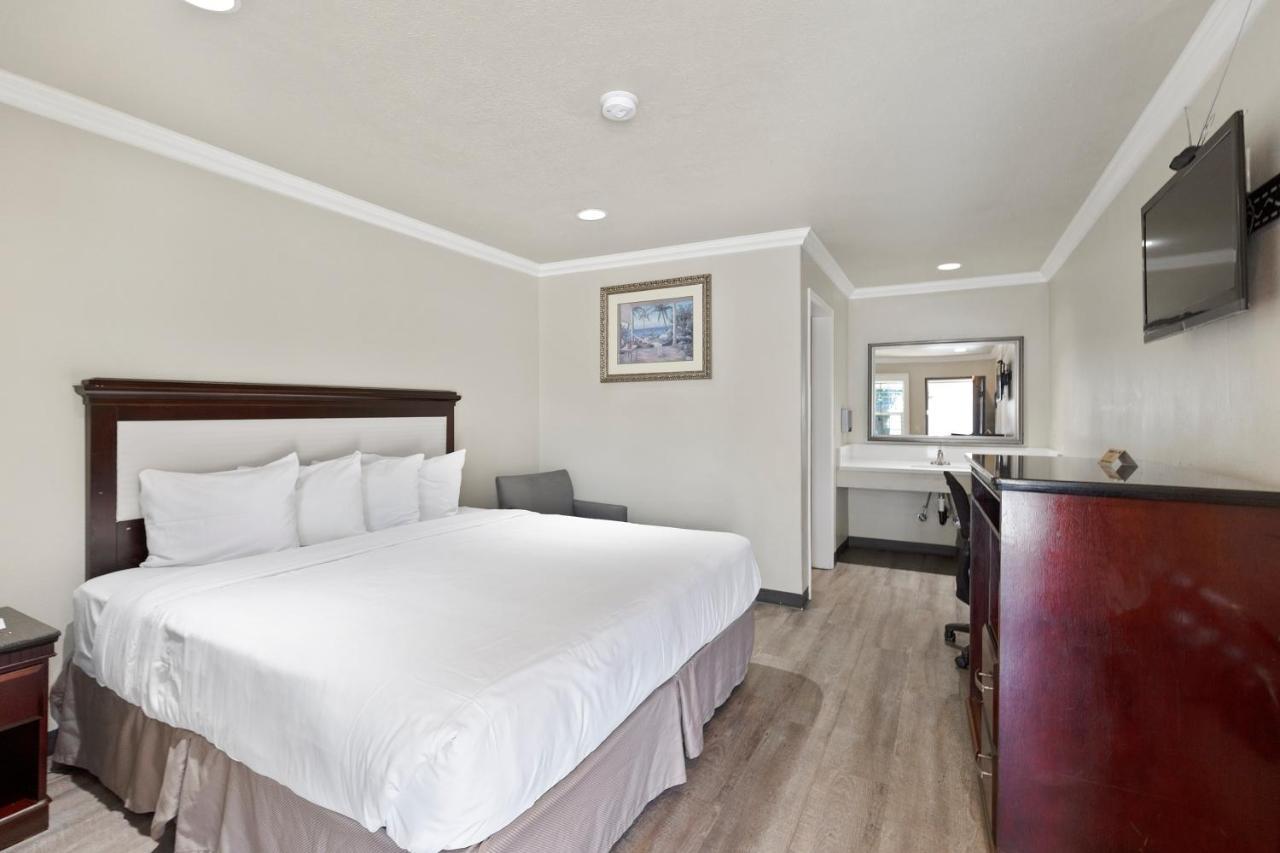 Le Blanc Inn & Suites El Monte Eksteriør billede